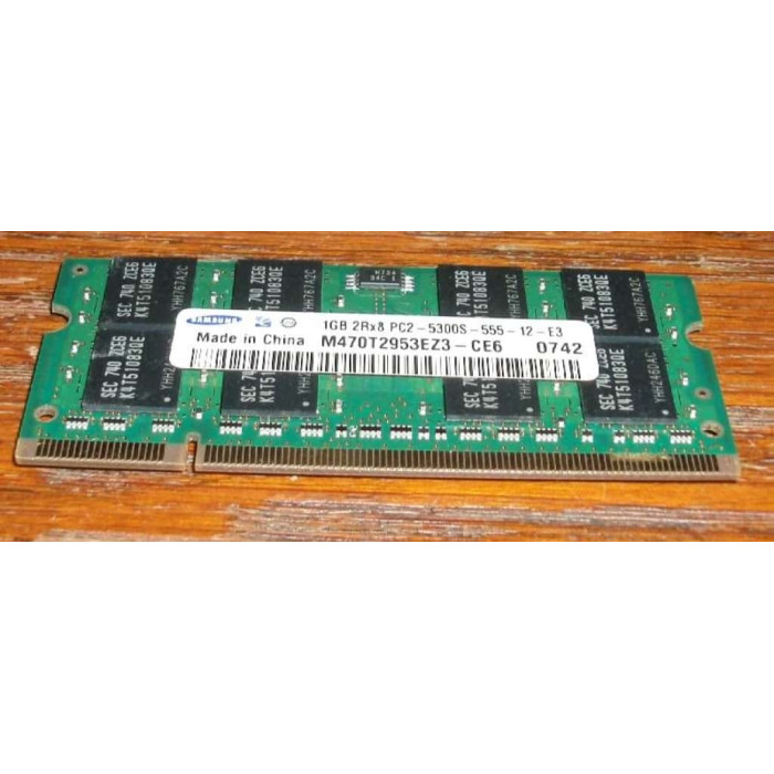 Samsung 1GB PC2-5300s DDR2 SODIMM