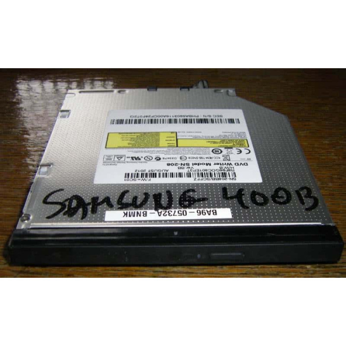 Записвачка Toshiba Samsung SN-208 DVD+/-RW SATA от Samsung NP400B5C