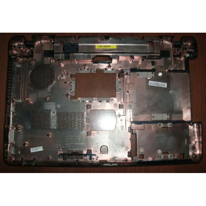 Долен панел за Toshiba Satellite C660D