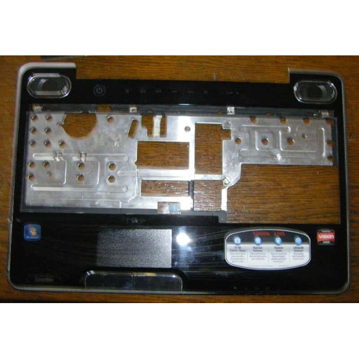 Среден панел с тъчпад за Toshiba Satellite A505D