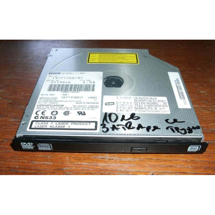 Записвачка Teac DV-W28E DVD±RW DL от Samsung R40