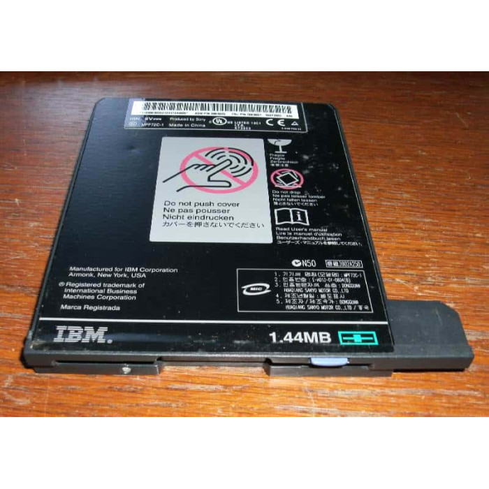 Флопи 3.5" 1.44MB Sony MPF72C-1 за IBM Thinkpad T20, T21, T22, T23